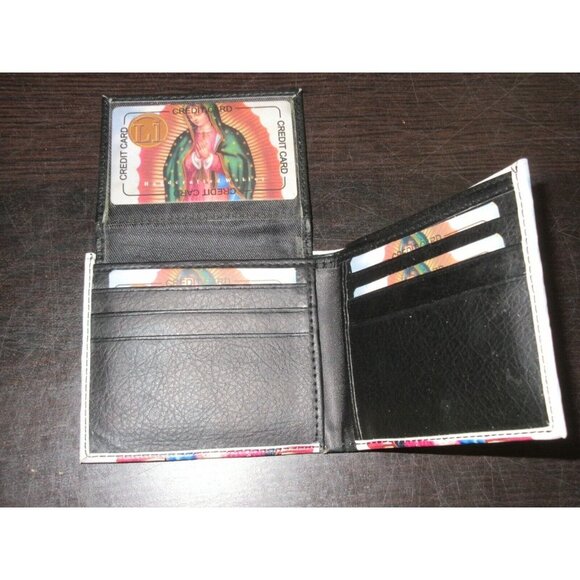 COPY - Virgin Mary Guadalupe Religious Print Bi-Fold Vegan Leather Men's Wallet… - Picture 3 of 6
